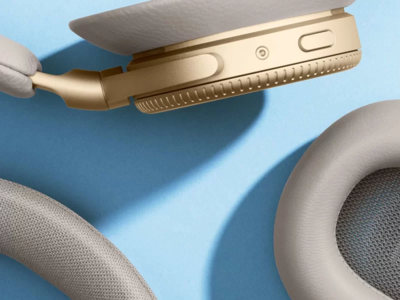 Beautyshot-Beoplay-H100-0025-s2000x2800px.png